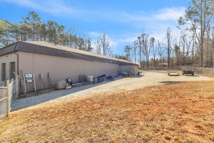 More Photos Of 4175 Sandy Flat Rd, Taylors Warehouse For Sale