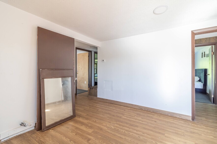 More Photos Of 196 US Route 1, Bucksport Hotel For Sale