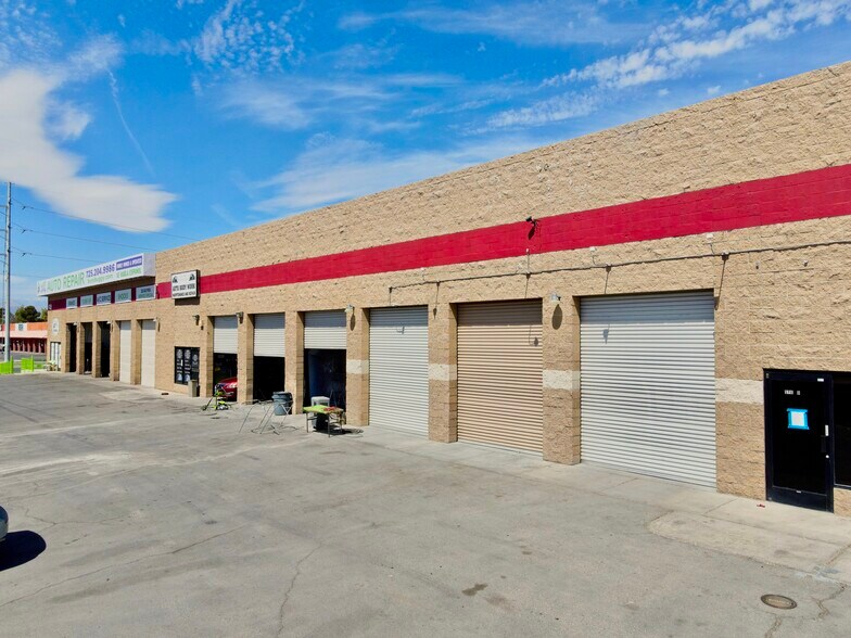 More Photos Of 1314 N Nellis Blvd, Las Vegas Auto Repair For Lease