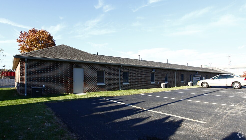 More Photos Of 4824-4836 Frank Ave NW, Canton Office For Lease