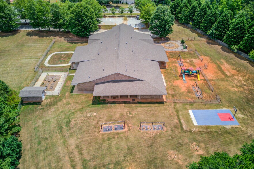 More Photos Of 495 Harbins Rd, Dacula Daycare Center For Sale