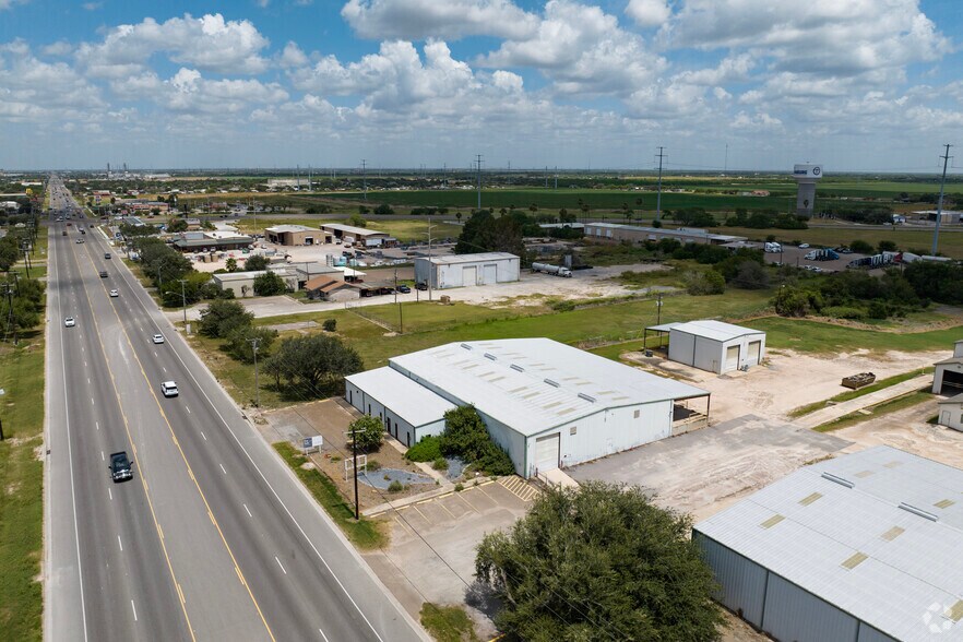 More Photos Of 501 E Monte Cristo Rd, Edinburg Flex For Sale