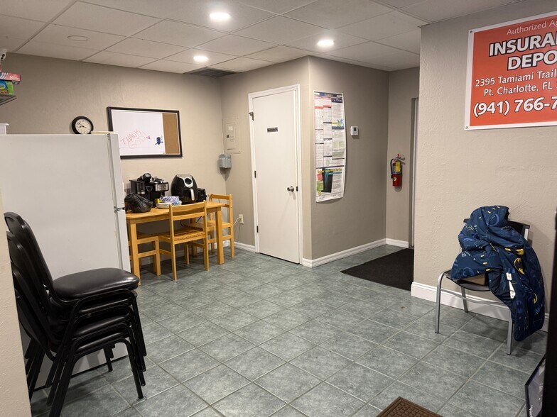 More Photos Of 2395 Tamiami Trl, Port Charlotte Storefront Retail Office For Lease