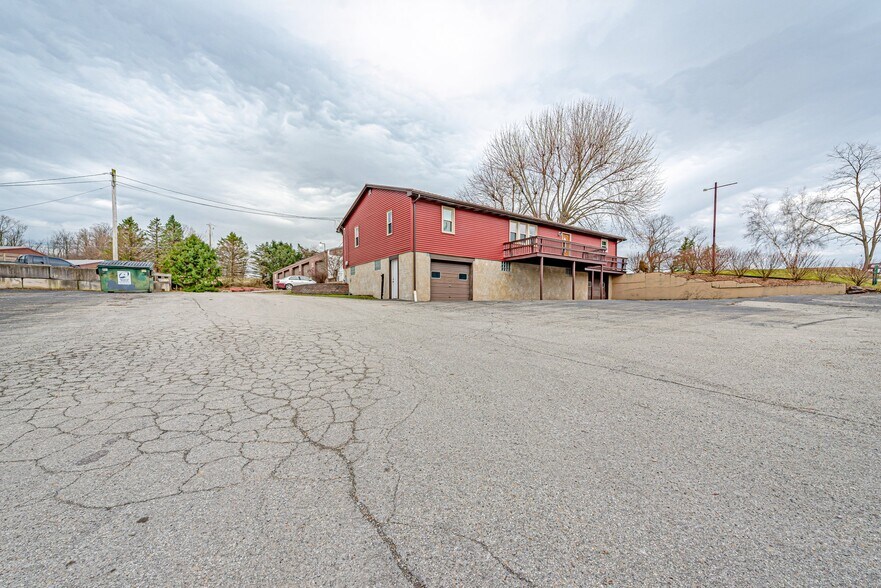 More Photos Of 175 Mount Joy Rd, Mount Pleasant Industrial For Sale