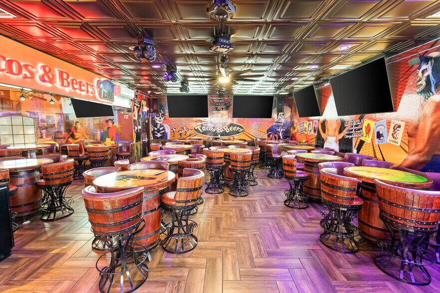 More Photos Of 1884 Arizona 95, Bullhead City General Retail For Sale