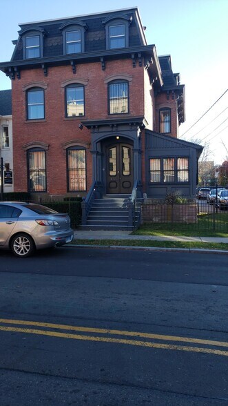 More Photos Of 61 Russ St, Hartford Loft Creative Space For Lease