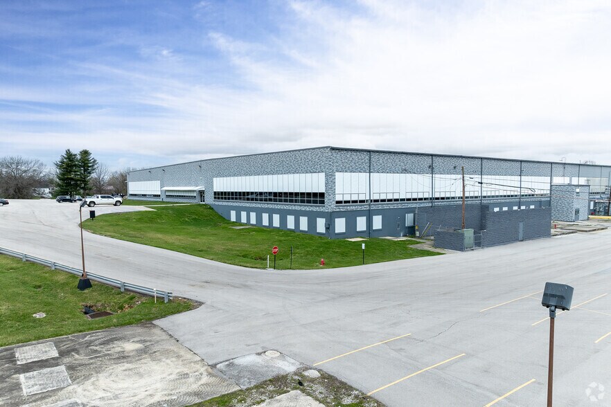 Primary Photo Of 435 E Washington St, Winchester Warehouse For Lease