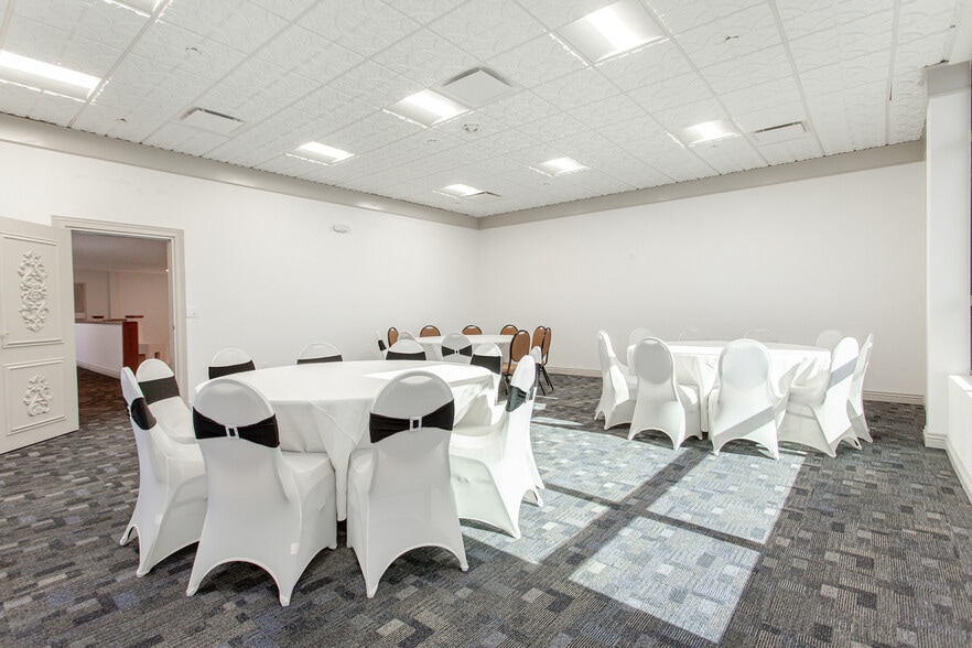 More Photos Of 10841 Composite Dr, Dallas Lodge Meeting Hall For Sale