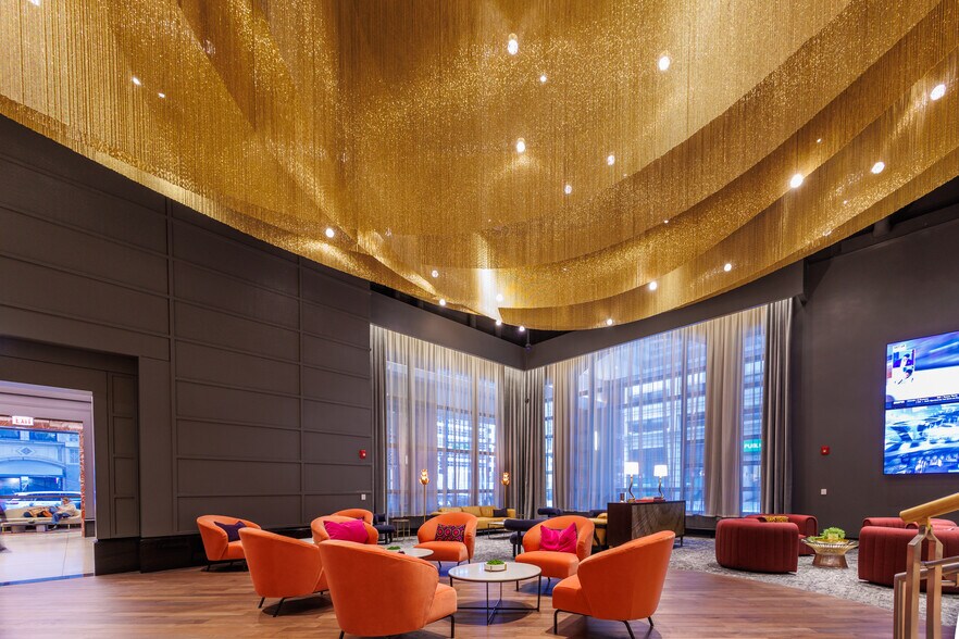 More Photos Of 225 W Washington St, Chicago Office For Lease