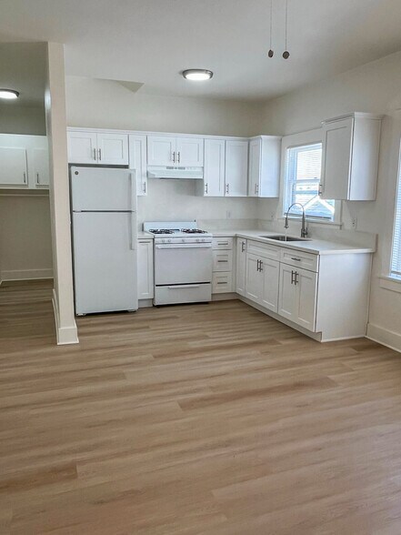 More Photos Of 626 W 7th St, San Pedro Apartments For Sale