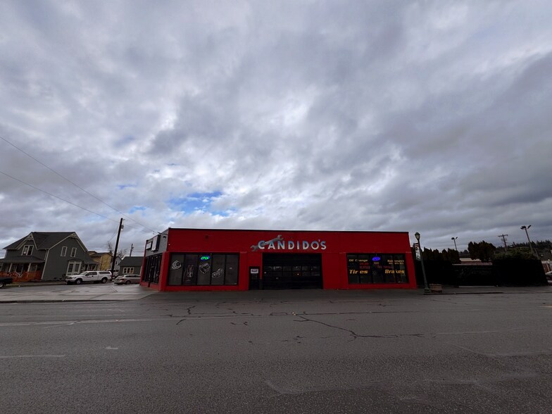 More Photos Of 225 W Main St, Monroe General Retail For Sale