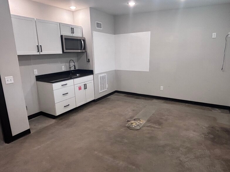 More Photos Of 1500 E 42nd St, Chattanooga Industrial For Lease