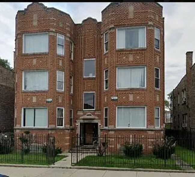 Primary Photo Of 8136 S Marshfield Ave, Chicago Apartments For Sale