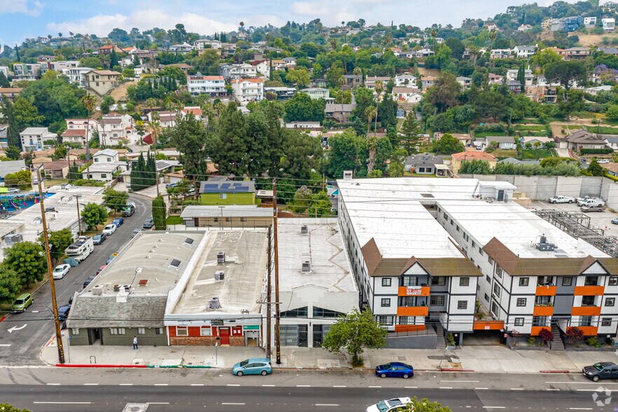 More Photos Of 4136 Eagle Rock Blvd, Los Angeles Storefront For Sale