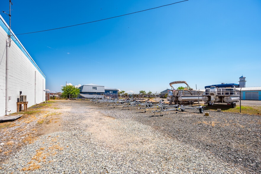 More Photos Of 709 W Main St, Crisfield General Retail For Sale