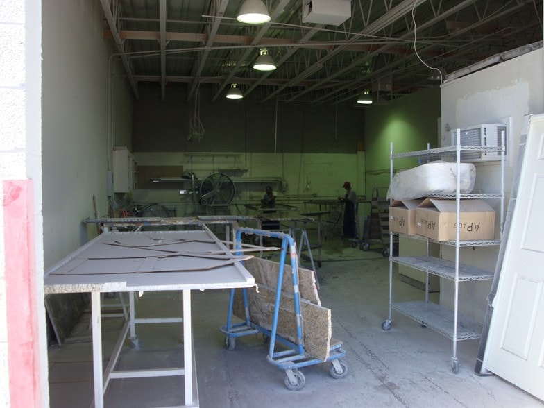 More Photos Of 3802 E Illini St, Phoenix Service For Lease