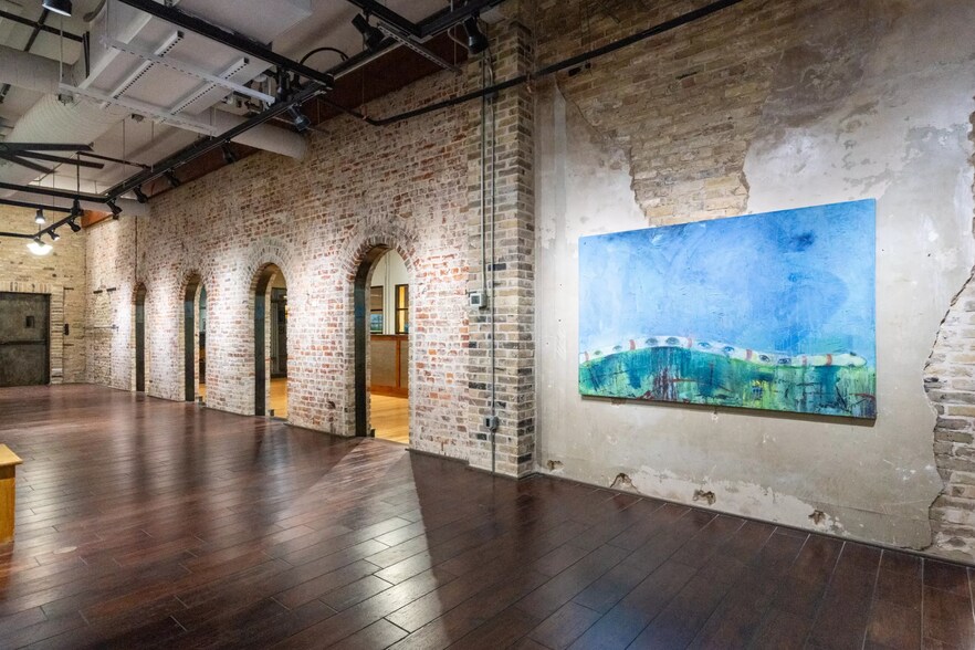 More Photos Of 120 W 2nd St, Taylor General Retail For Sale