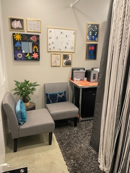 More Photos Of 489 Ellicott St, Buffalo Apartments For Lease