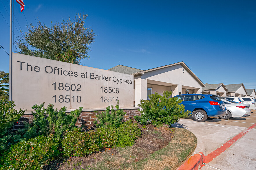 Primary Photo Of 18514 Green Land Way, Houston Medical For Lease