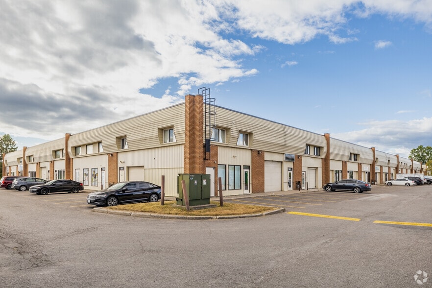 More Photos Of 5450 Canotek Rd, Ottawa Light Manufacturing For Sale