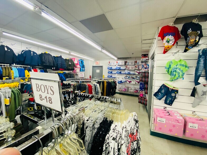 More Photos Of 1285 Broadway, Brooklyn Storefront For Lease