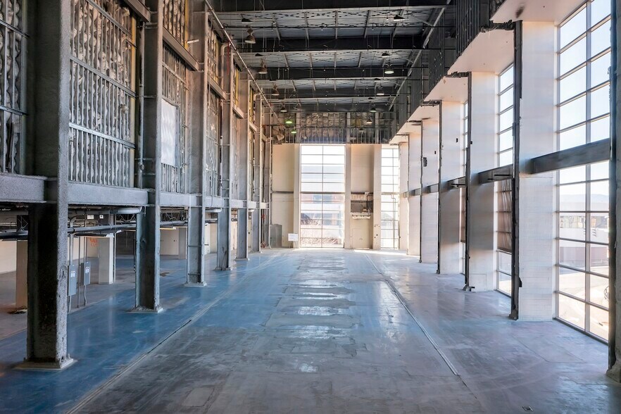 More Photos Of 120 Salem Ave SW, Roanoke Warehouse For Lease