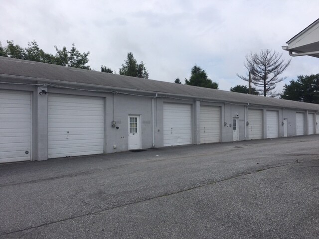 More Photos Of 35 Salem Church Rd, Newark Warehouse For Lease