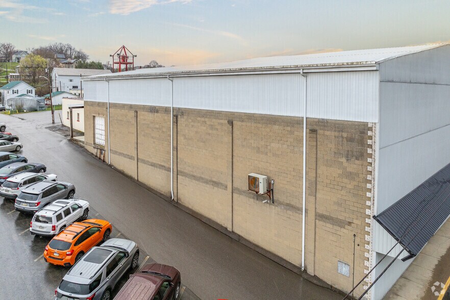 More Photos Of 103 W Slippery Rock St, Chicora Freestanding For Sale