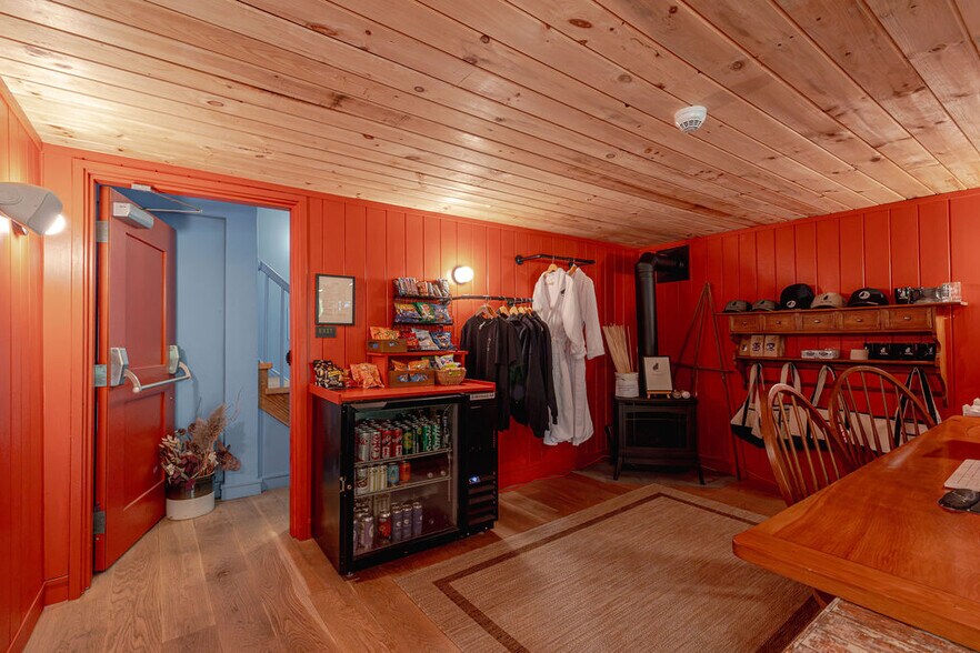 More Photos Of 37 Catamount Rd Hillsdale, Hillsdale Hotel For Sale