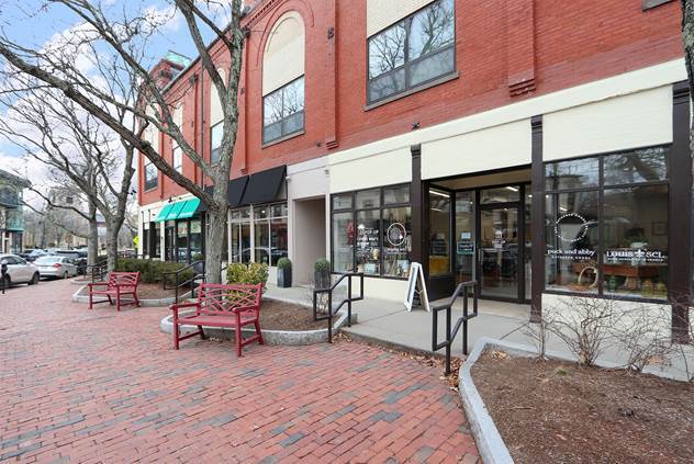 Primary Photo Of 3-21 Lincoln St, Newton Medical For Lease