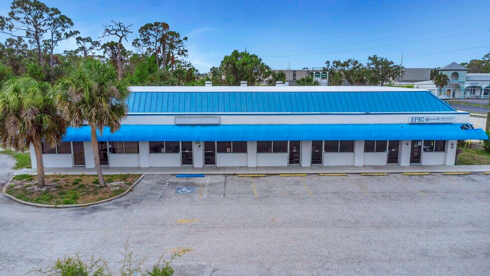 More Photos Of 655 N Indiana Ave, Englewood Medical For Sale