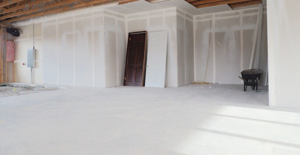 More Photos Of 8035 Eiger Dr, Lincoln Office For Lease