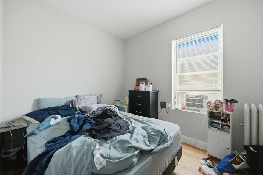 More Photos Of 3605-3607 W Palmer St, Chicago Apartments For Sale