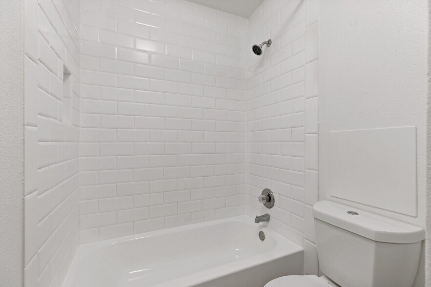 More Photos Of 9707 Timberside Dr, Houston Apartments For Sale