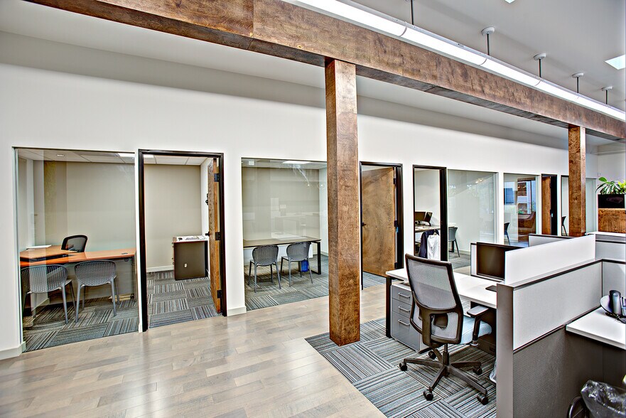 More Photos Of 0110 SW Bancroft St, Portland Office For Lease