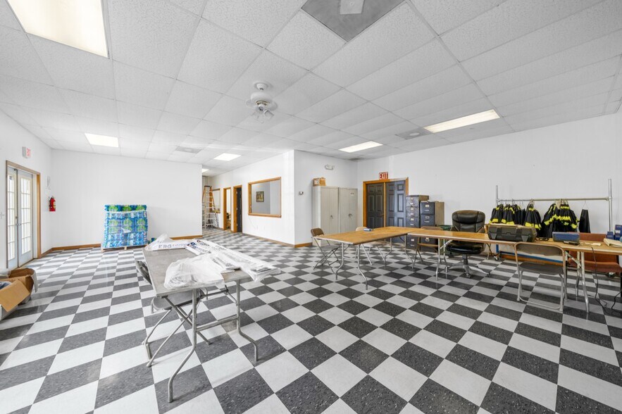 More Photos Of 7722 SE 126th Pl, Belleview Warehouse For Lease