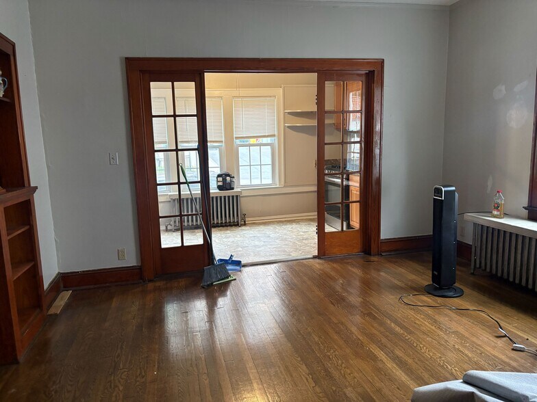 More Photos Of 287 Mrytle Ave, Albany Apartments For Sale