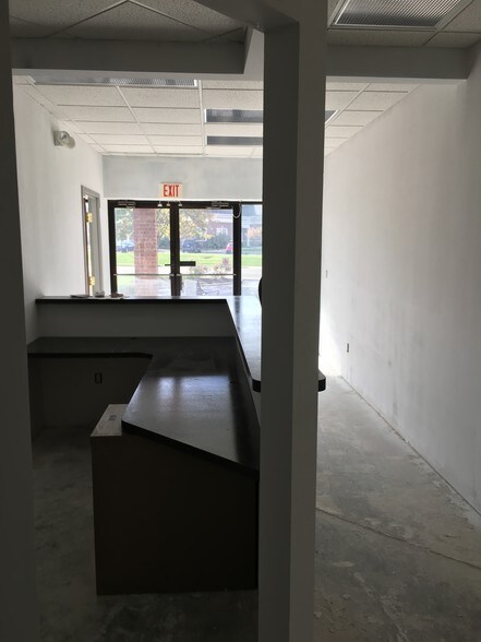 More Photos Of 8050-8070 Washington Village Dr, Dayton Flex For Lease