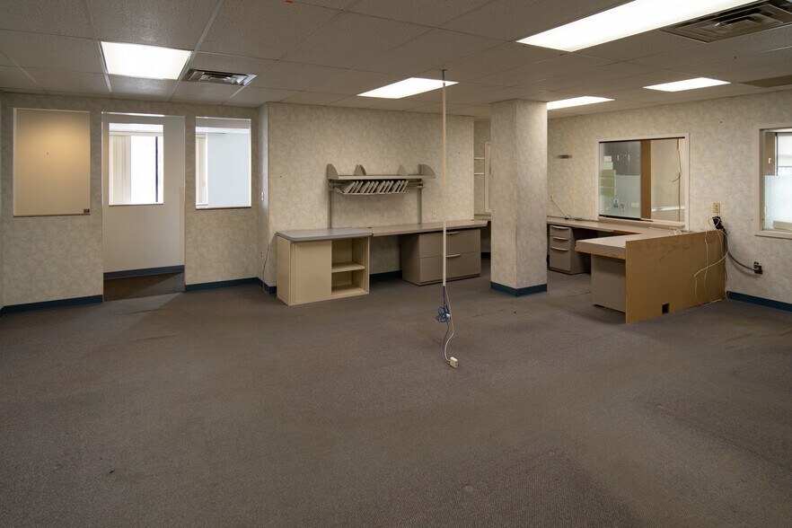 More Photos Of 235 North St, Buffalo Medical For Sale