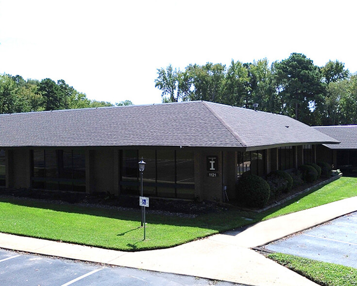 Primary Photo Of 1121 E Southeast Loop 323, Tyler Office For Lease