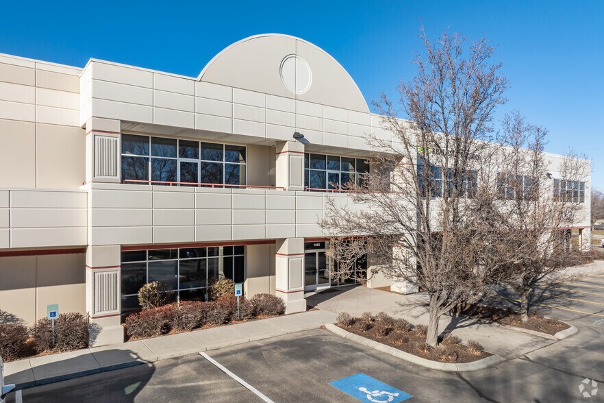 More Photos Of 1450-1500 S Eagle Flight Way, Boise Office For Sale
