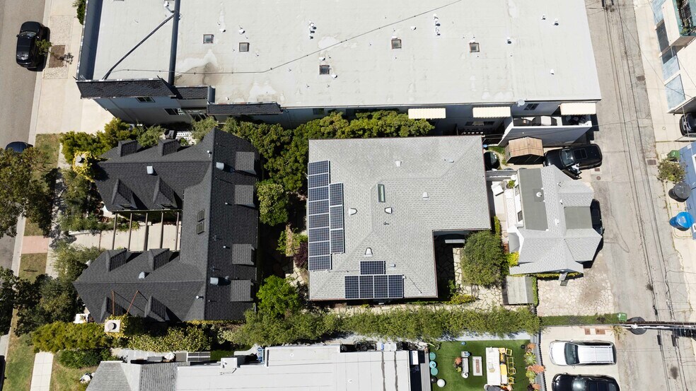 More Photos Of 921-925 16th St, Santa Monica Apartments For Sale