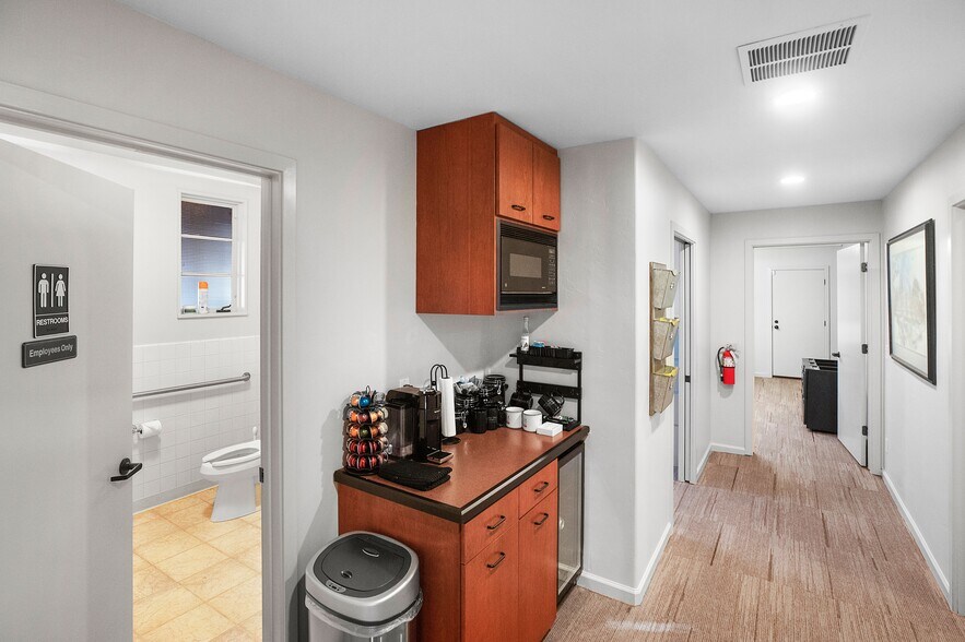 More Photos Of 1022 Mendocino Ave, Santa Rosa Office Residential For Sale