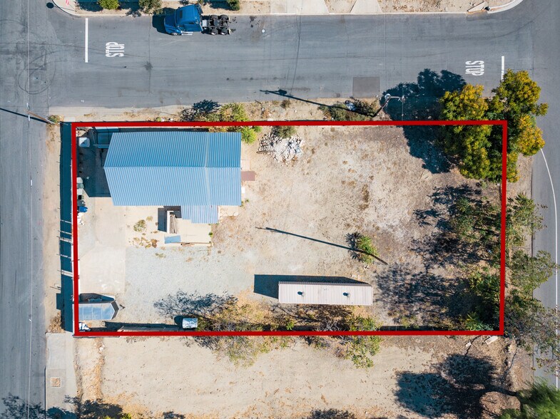 More Photos Of 764 E California St, Ontario Warehouse For Lease