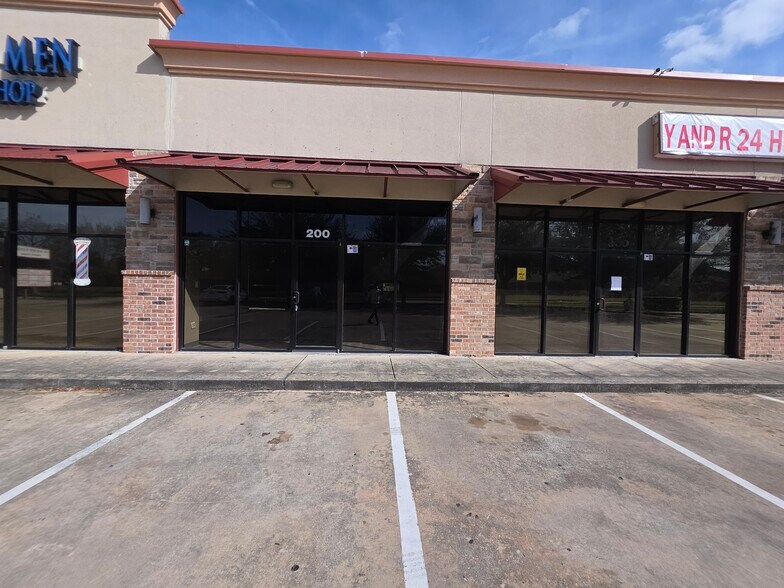 More Photos Of 15211 Fondren Rd, Missouri City Unknown For Lease