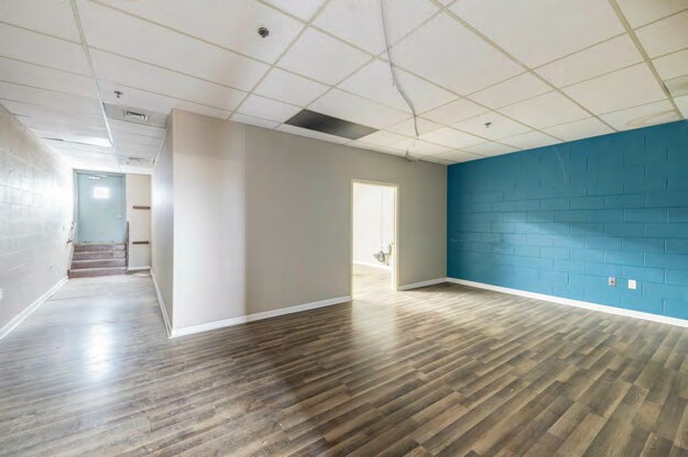 More Photos Of 23600 Schoenherr Rd, Warren Warehouse For Sale