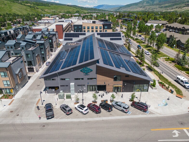 More Photos Of 325 Blue River Pky, Silverthorne Restaurant For Lease