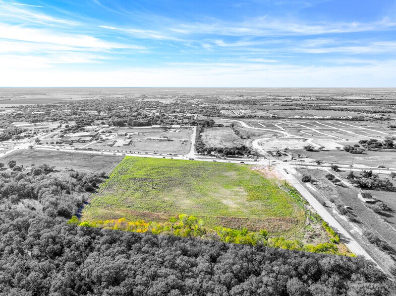 More Photos Of Preston Rd & CR-94, Celina Office For Sale