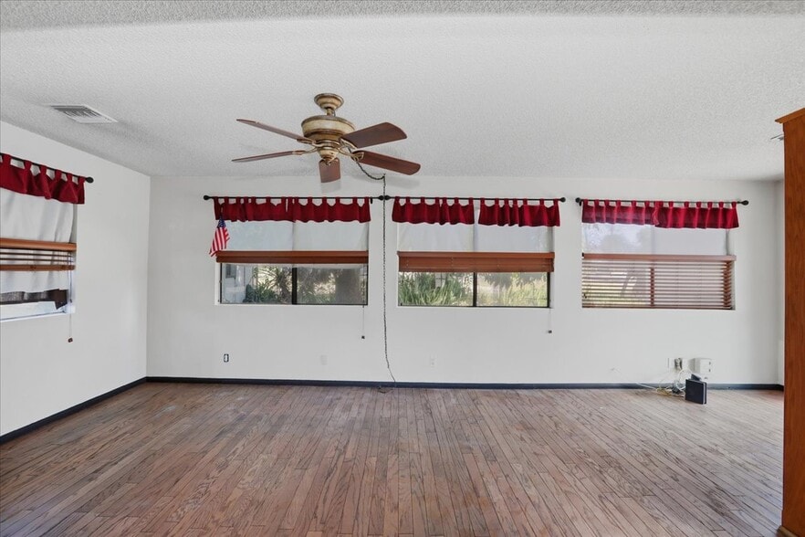More Photos Of 4266 Walnut Ave, Chino Specialty For Sale