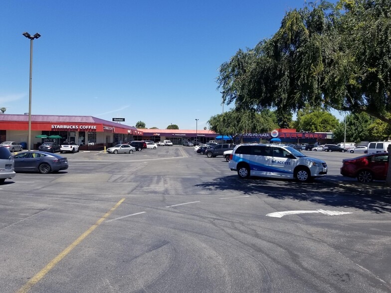 More Photos Of 3521-3543 Homestead Rd, Santa Clara Unknown For Lease